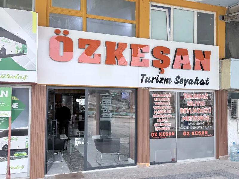 Özkeşan Turizm Işıklı kutu harf tabela — Keşan Reklam Tabela